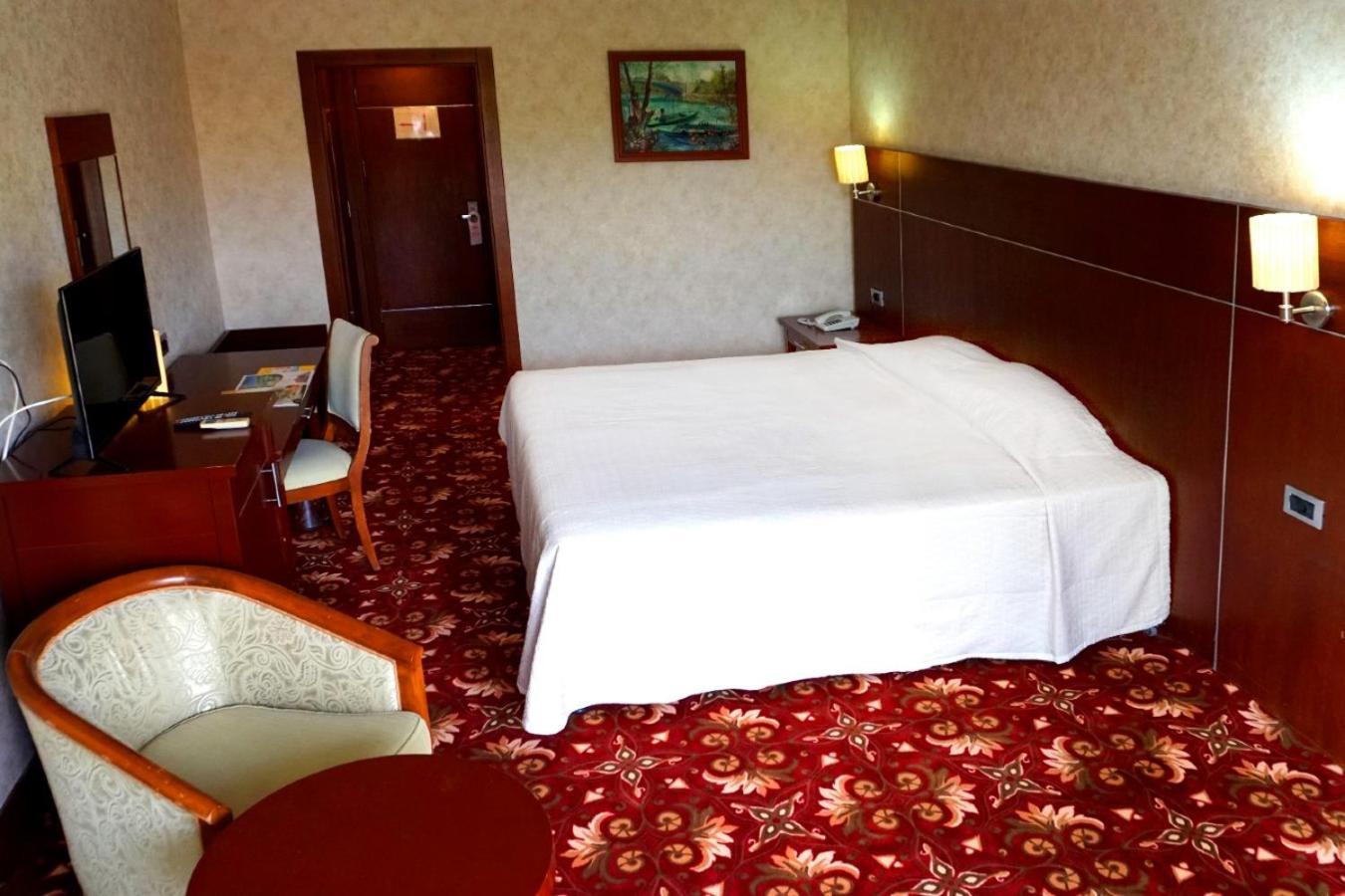 Queen Thermal Resort Hotel Emet Eksteriør bilde